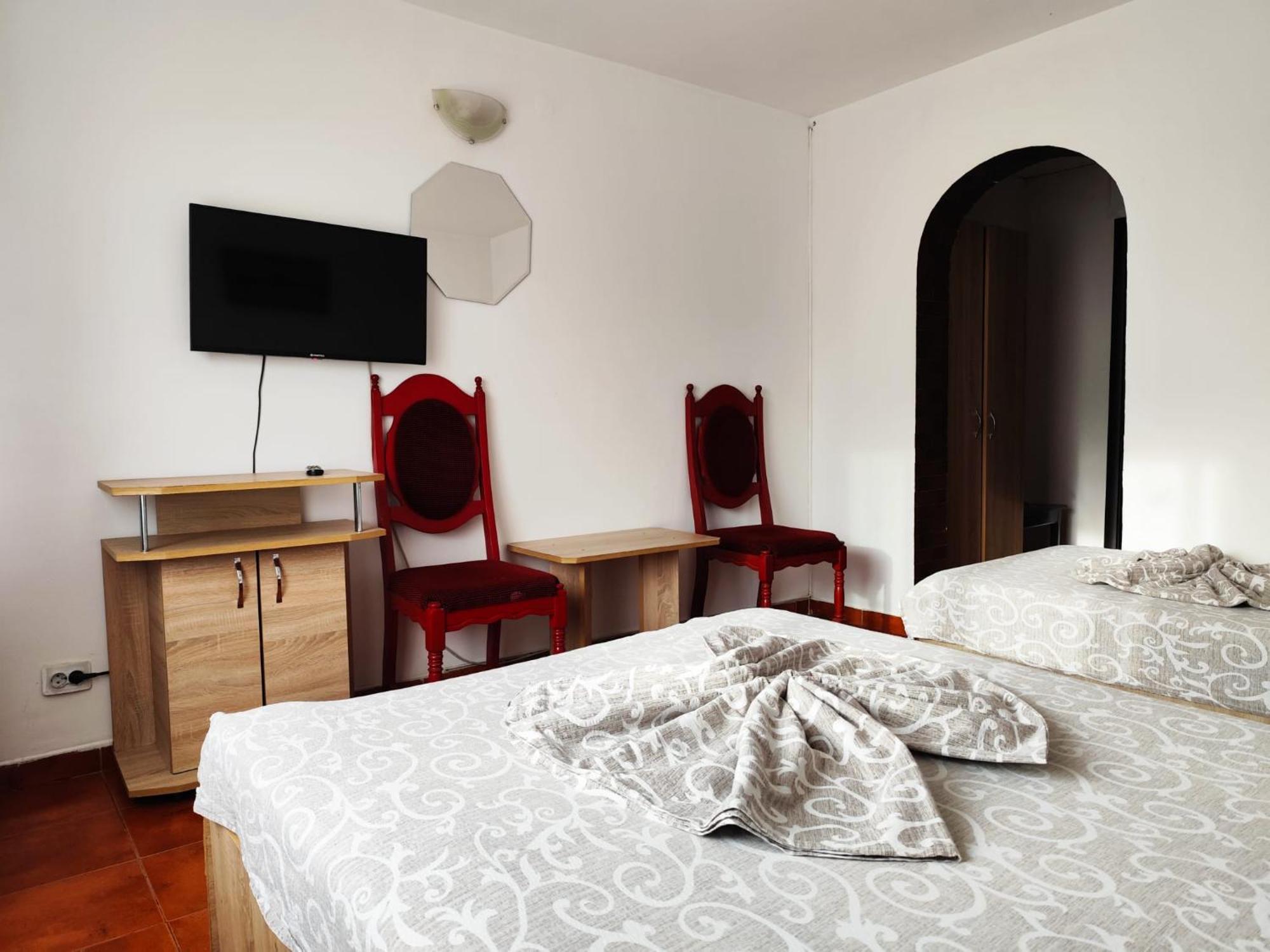 Hotel Orizont Suceava Exterior photo